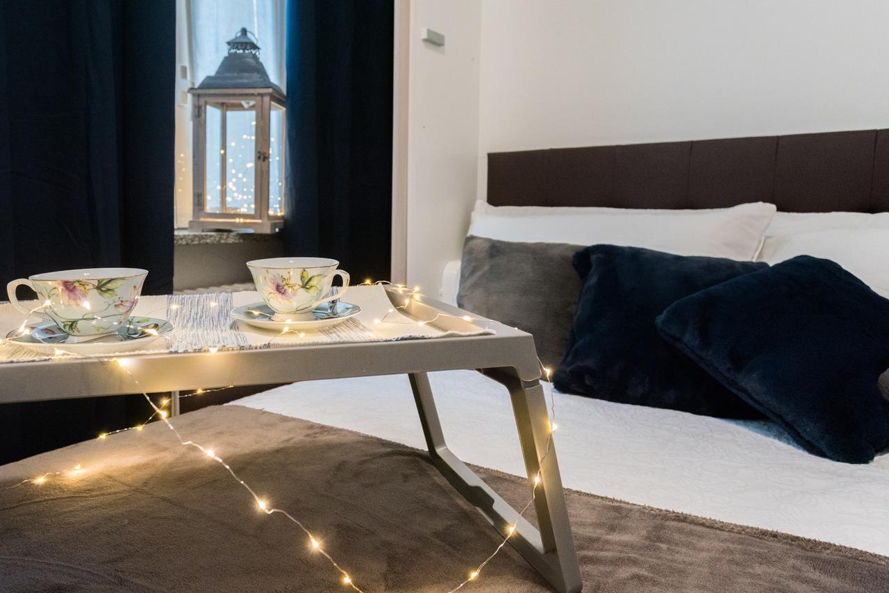Love & Smile Apartment By Rent All كومو المظهر الخارجي الصورة